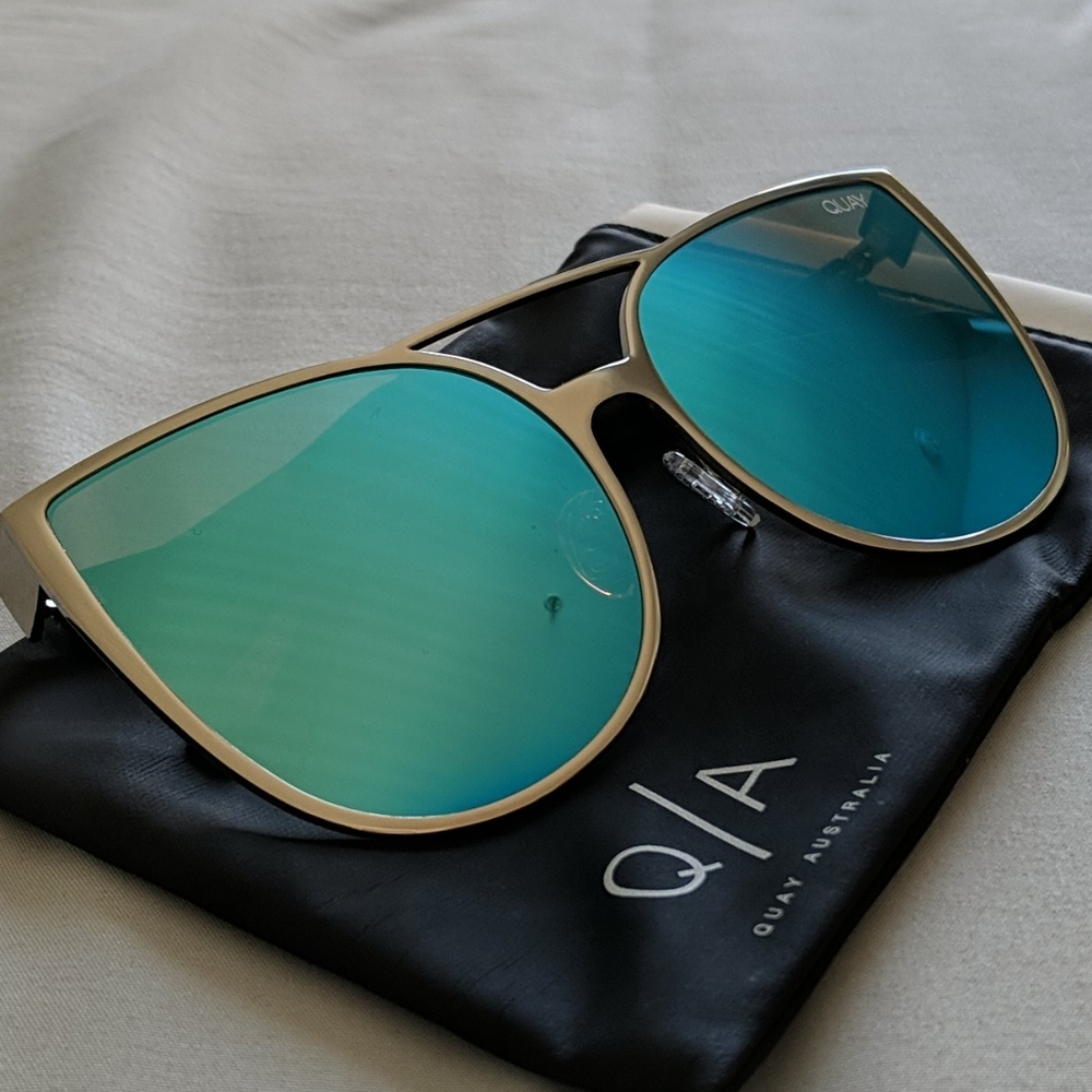 Quay Australia Sorority Princess Blue Sunnies